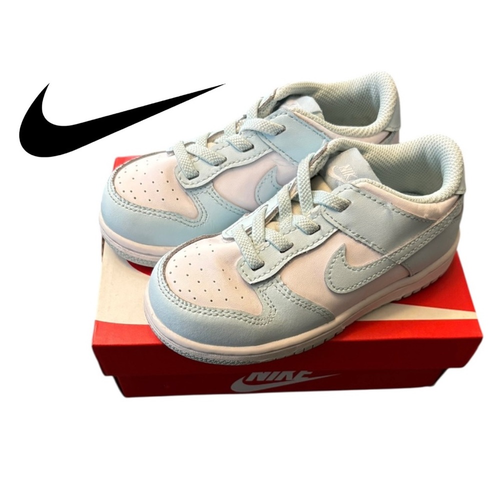 Nike Dunk Low Kids Light Blue and White Size 8C